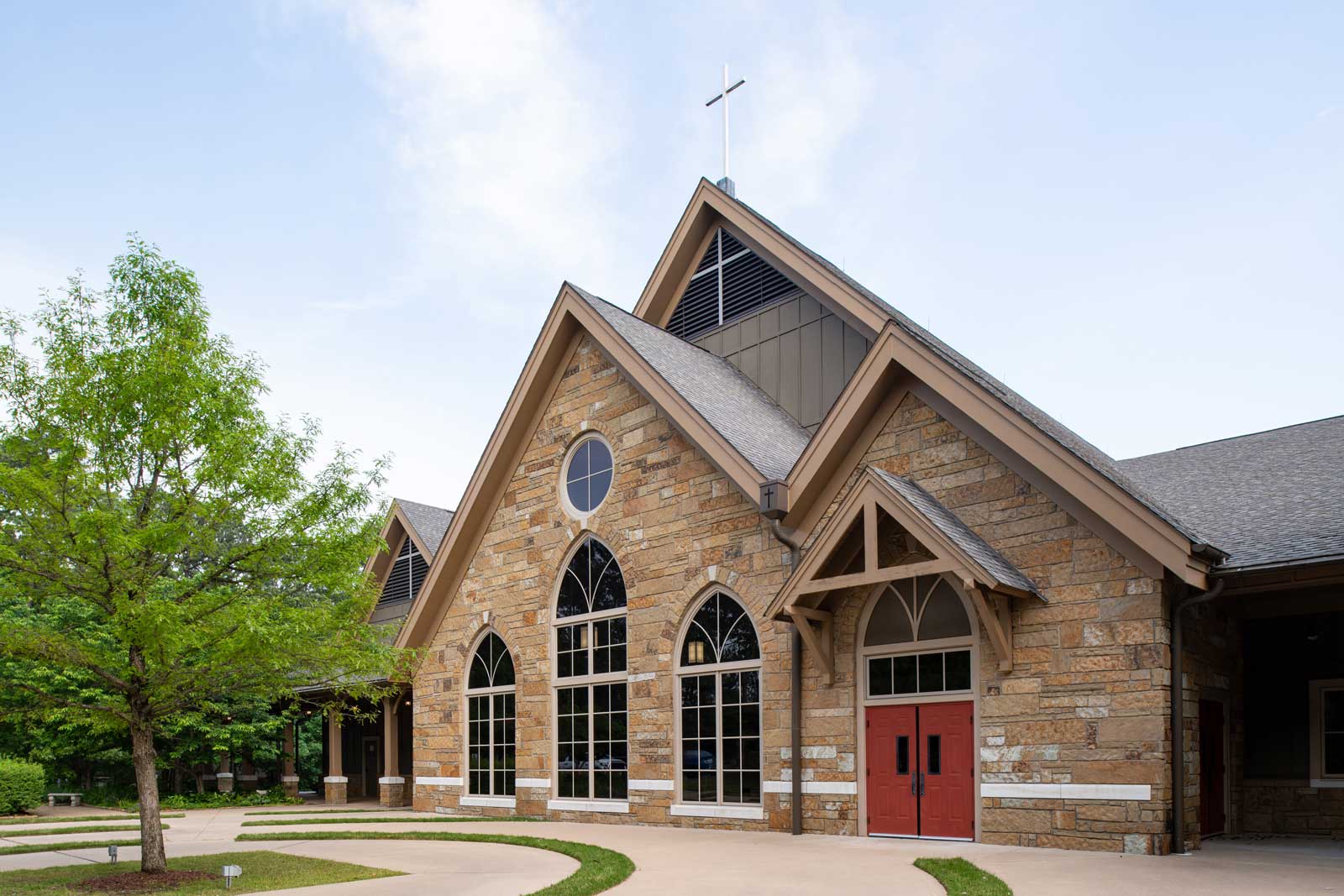 St. Andrew's Anglican Church front of building